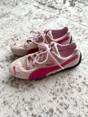 Vintage Y2K Puma Speedcat Womens Pink Suede Sneakers with Hot Pink Accents